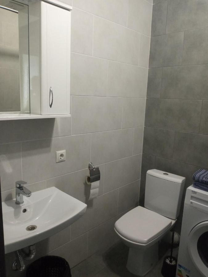 Апартаменты Weekend Inn Ujgorod Dış mekan fotoğraf