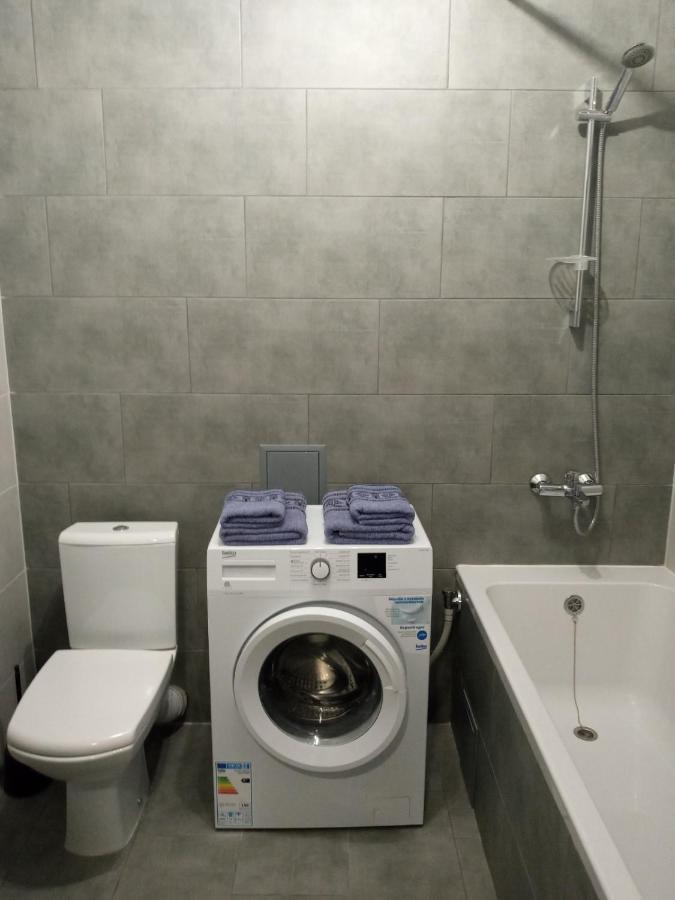 Апартаменты Weekend Inn Ujgorod Dış mekan fotoğraf