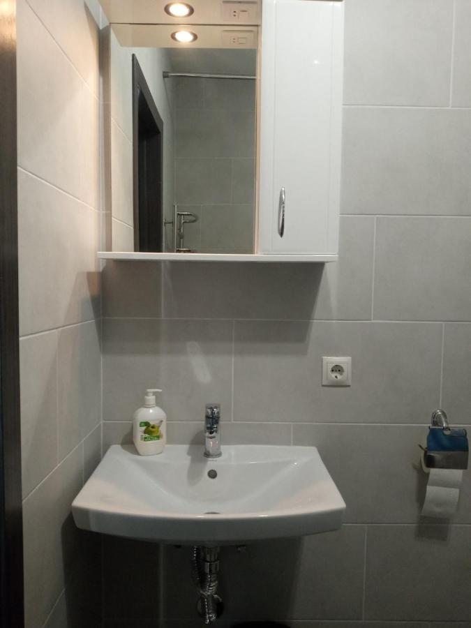 Апартаменты Weekend Inn Ujgorod Dış mekan fotoğraf